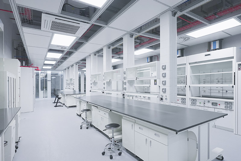 横峰实验室革新：安全与科技的现代融合